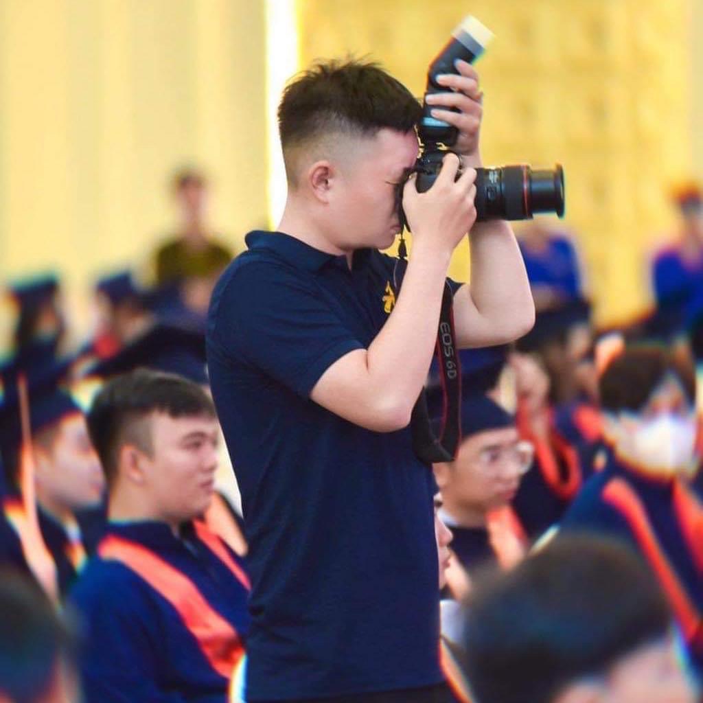 Chụp ảnh sự kiện